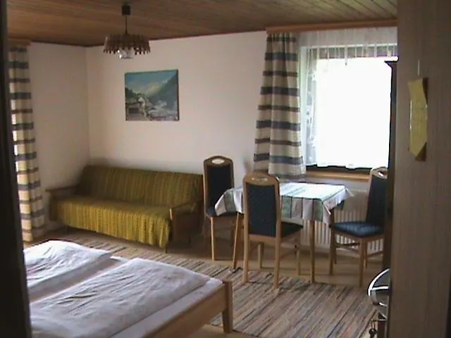 Πανσιόν Privatzimmer Anneliese