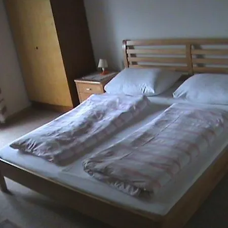 プリヴァートツィマー アンネリーゼ ゲストハウス *